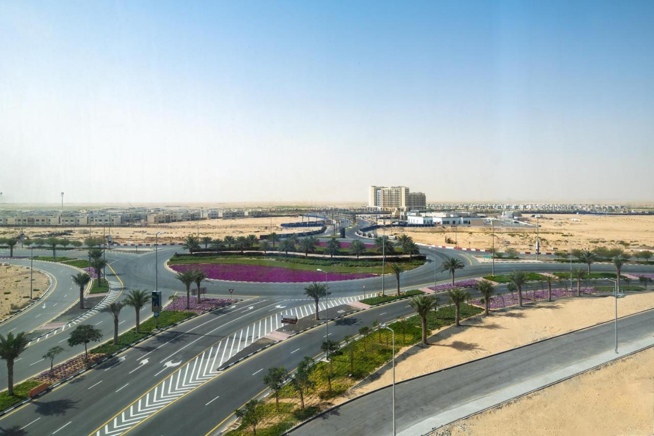 هوليداي ان مطار آل مكتوم 4*