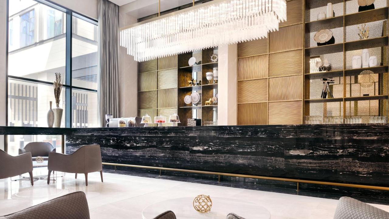 هوليداي ان مطار آل مكتوم 4*