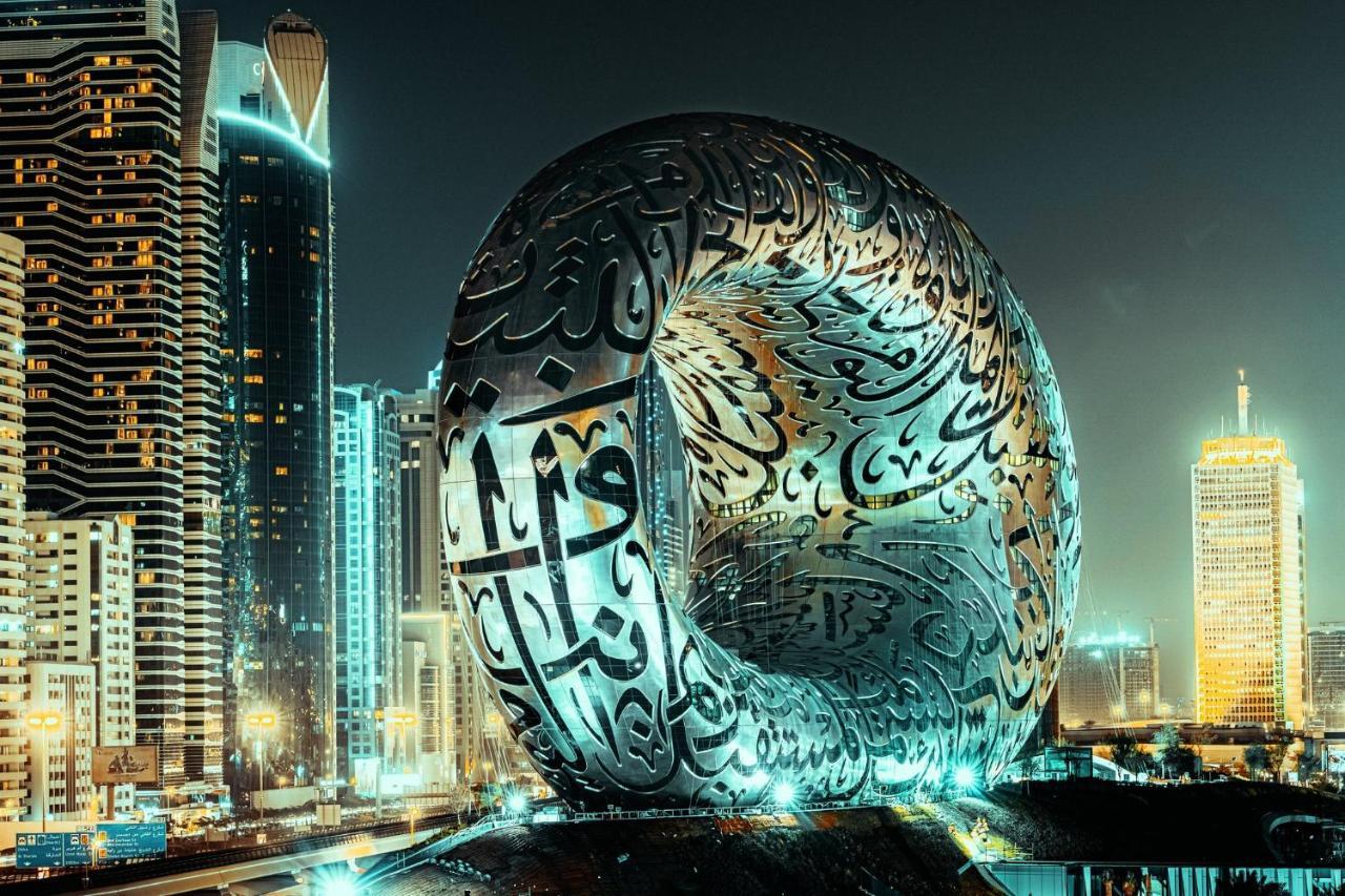 فندق هوليداي ان مطار آل مكتوم دبي